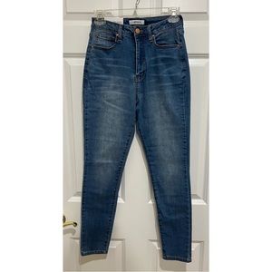 Forever 21 ‘The Sunset’ Curvy Fit Jeans